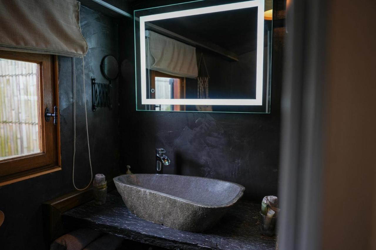 Kaebane 85, Lodge Avec Spa Au Bord De L'Eau Prouilly Εξωτερικό φωτογραφία